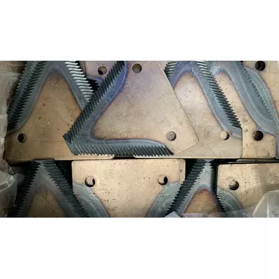 Сегмент ріжучого апарату ДОН Н 066.14